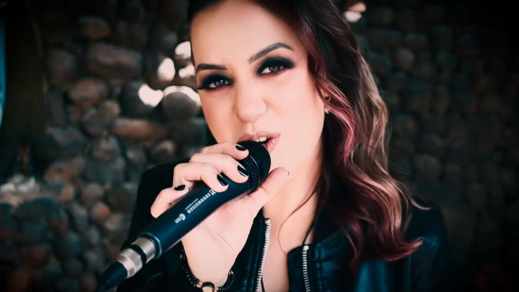 Janaina Santana lança lindo single “Eu Confio”, fé irrestrita em Cristo